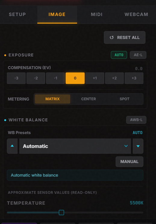 LansPilot camera controls panel showing EV, white balance, metering, and lens selection